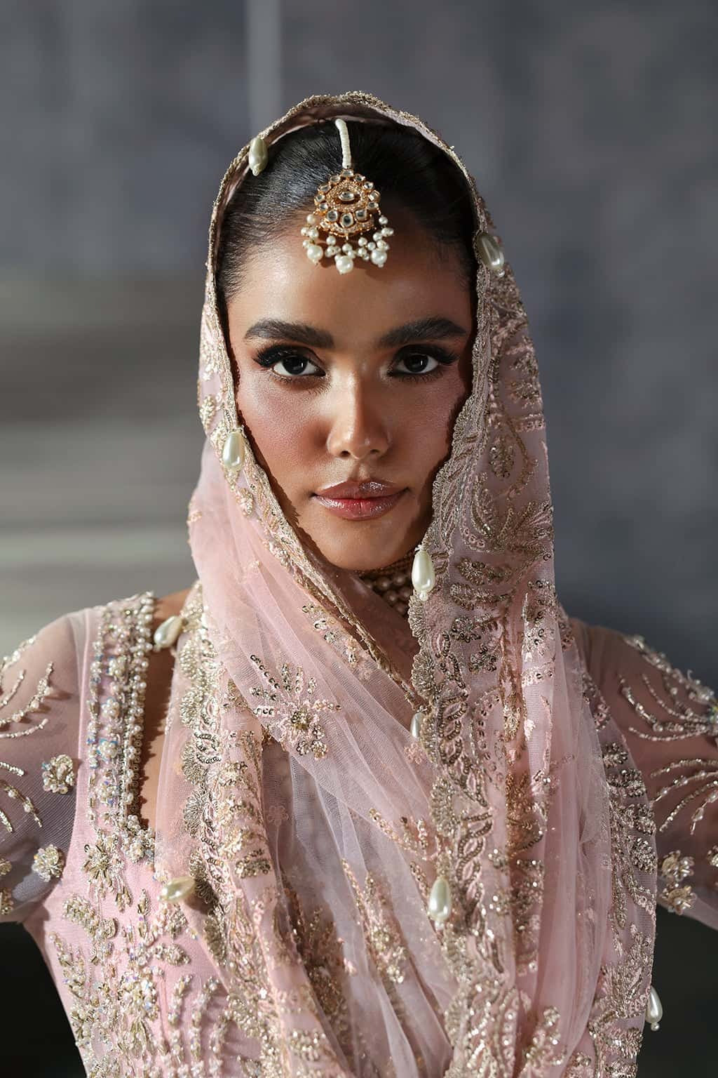 SOFIA - Afrozeh